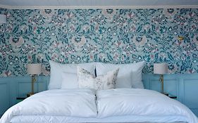 Nusfjord Village & Resort